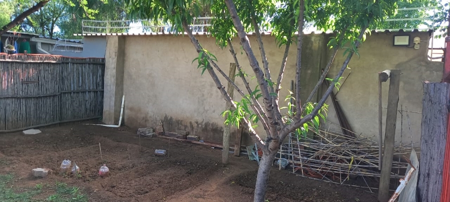 5 Bedroom Property for Sale in Bloemhof North West